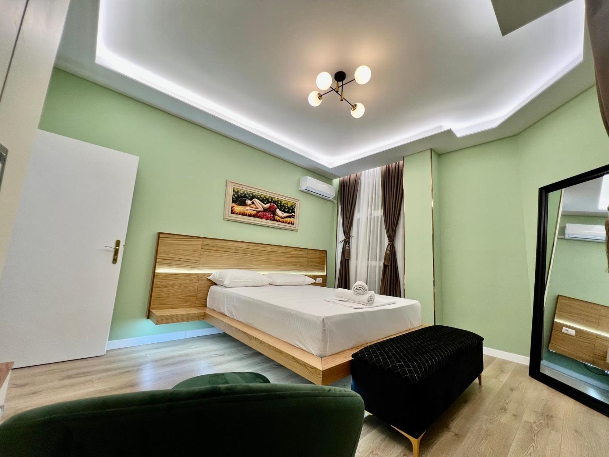 Spiranca Luxury Suites Tirana Exterior foto